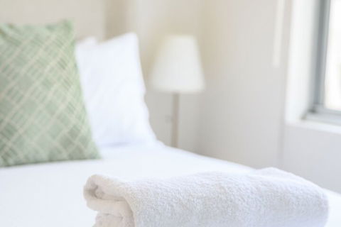 OLIVER Laneway Art Fed Square & Top Restaurants - Accommodation Bookings 3