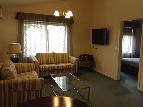 Elizabethan Lodge - Accommodation Bookings 5