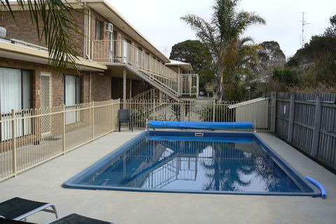 Allambi Holiday Apartments - Accommodation Bookings 4