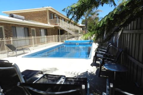 Allambi Holiday Apartments - Accommodation Bookings 7