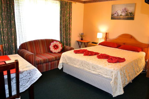 Palms Bed & Breakfast - Accommodation Bookings 3