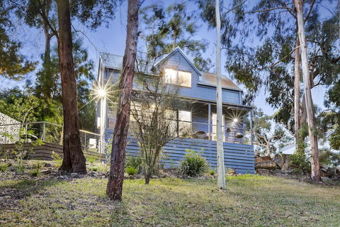 Briars Cottage - Daylesford - Accommodation Bookings 1