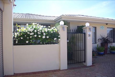 Astoria Retreat B&B - Accommodation Bookings 3