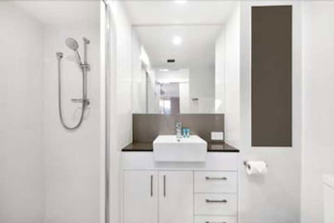 The Hill Apartments - Accommodation Bookings 7