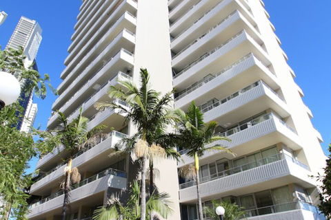 Waterways Luxury Apartments - Accommodation Bookings 2