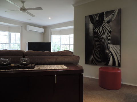 Westwood Lodge Apartments - Accommodation Bookings 3