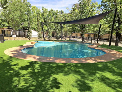 NRMA Bright Holiday Park - Accommodation Bookings 3