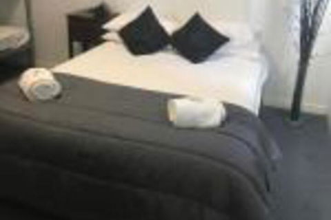 Tin Can Bay Backpackers - Accommodation Bookings 0