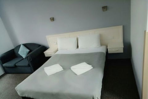 Excelsior Motor Inn - Accommodation Bookings 0