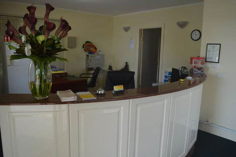 Excelsior Motor Inn - Accommodation Bookings 3