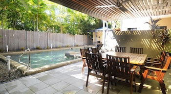 Killaloe QLD Accommodation Bookings