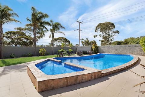 Adelaide Road Motor Lodge - Accommodation Bookings 1