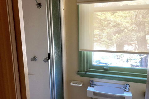 Victoria & Albert Guesthouse - Accommodation Bookings 5