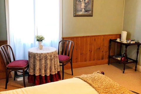 Victoria & Albert Guesthouse - Accommodation Bookings 7