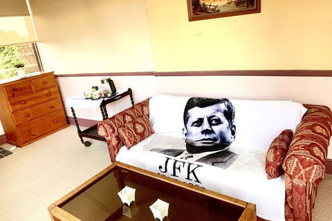 Victoria & Albert Guesthouse - Accommodation Bookings 4