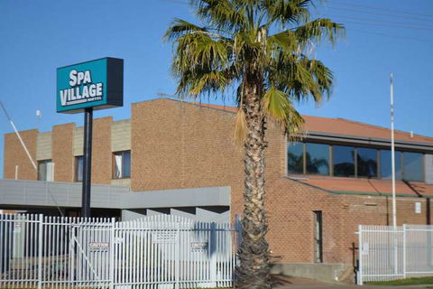 Spa Village Travel Inn - Accommodation Bookings 1
