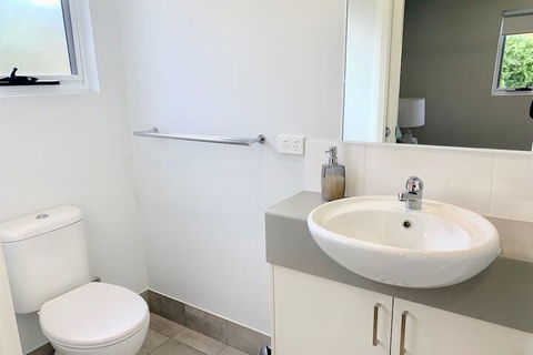 17 By The Sea Dunsborough - Accommodation Bookings 6