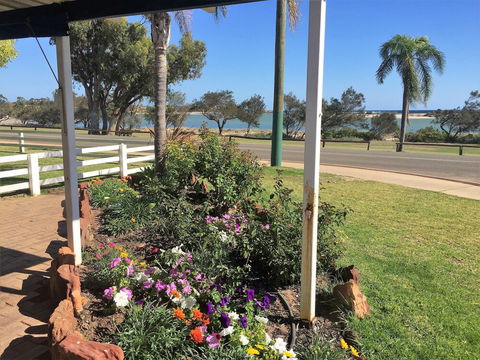Kalbarri Seafront Villas - Accommodation Bookings 0