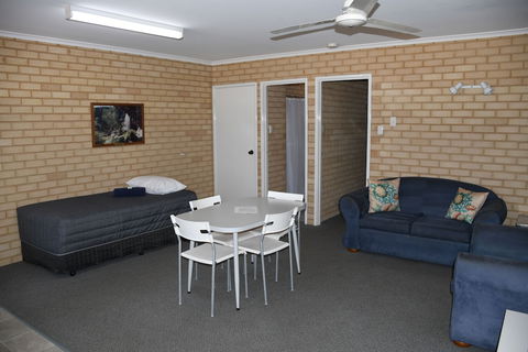 Kalbarri Seafront Villas - Accommodation Bookings 6