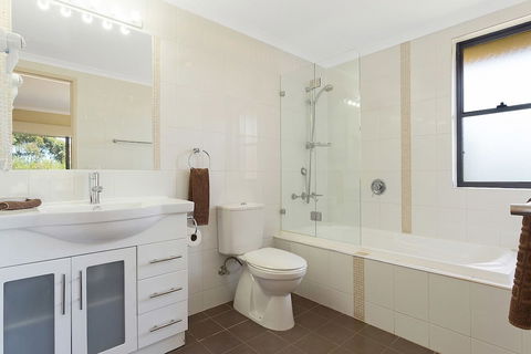 Saltwater Apartments - Accommodation Bookings 6