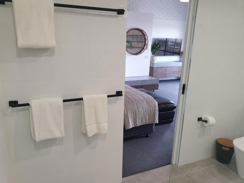 Twofold Bay Motor Inn - Accommodation Bookings 1