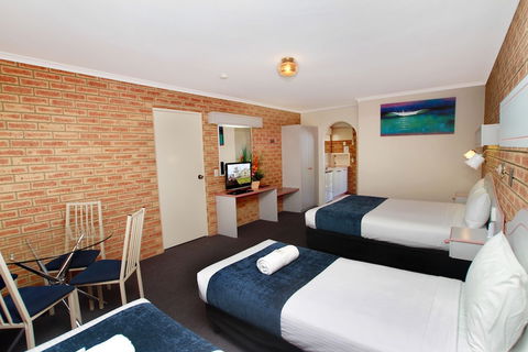 Twofold Bay Motor Inn - Accommodation Bookings 4