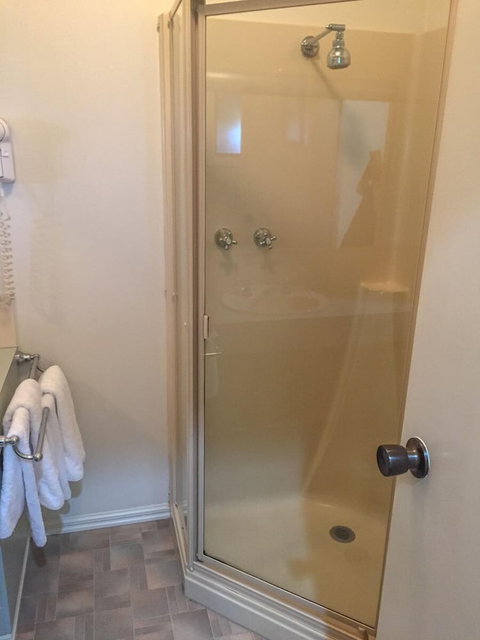 Deniliquin Country Club Motor Inn - Accommodation Bookings 6