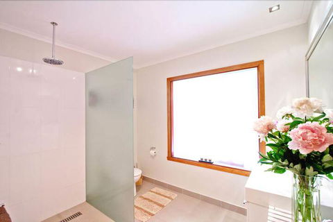 Adriennes Country Retreat - Accommodation Bookings 5
