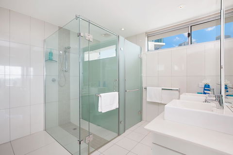 Beachlife Holiday Apartments - Accommodation Bookings 3