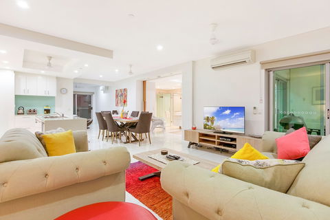 Beachlife Holiday Apartments - Accommodation Bookings 6