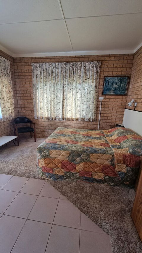 Lone Pine Motel - Corowa - Accommodation Bookings 6