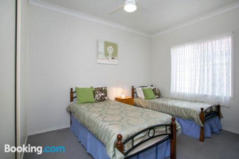 All Seasons Port Elliot Holiday House - Accommodation Bookings 1