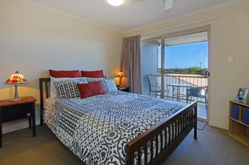 Pacific Royale Holiday Apartment 313 - Accommodation Bookings 6