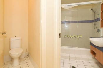 Pacific Royale Holiday Apartment 313 - Accommodation Bookings 5