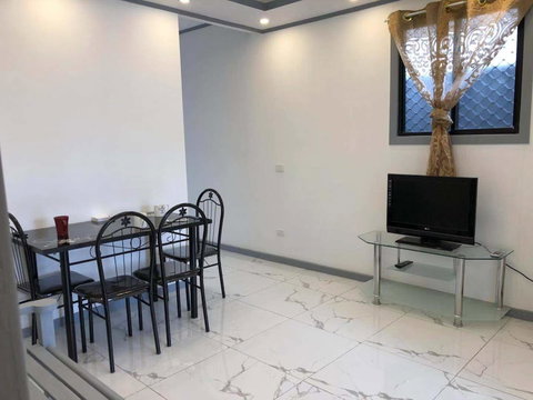 Auburn Garden House - Accommodation Bookings 5