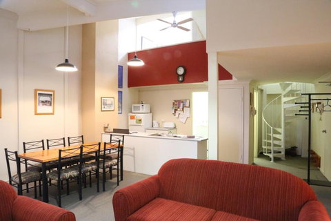 Razorback 2 - Accommodation Bookings 5