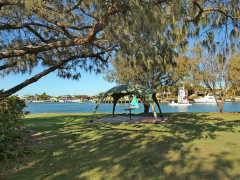 Maui 6 2 BDRM Apt On Parkyn Pde - Accommodation Bookings 3