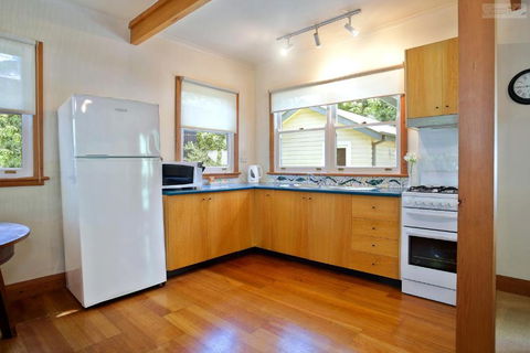 Stonewall Cottage For Two With Fireplace - Accommodation Bookings 4