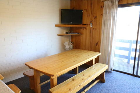 Alpha 8 - Accommodation Bookings 5