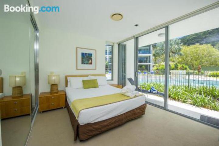 Nelly Bay QLD Accommodation Bookings