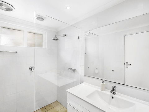 Avoca Beach Haven 5 / 161 Avoca Drive Avoca Beach - Accommodation Bookings 3