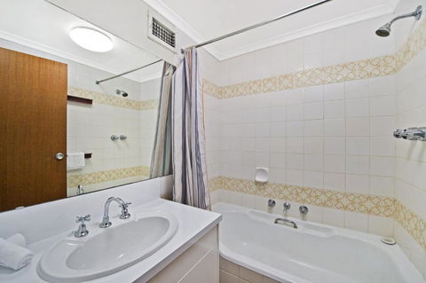 Akuna 14 6 Joffre Street - Accommodation Bookings 5