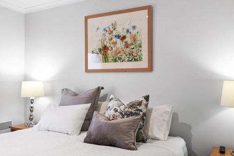 City Four Apartment - Accommodation Bookings 4