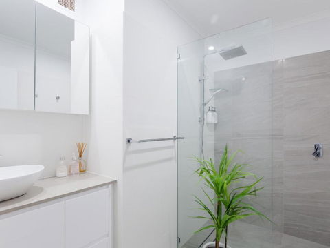 68 Bay Parklands 2 Gowrie Ave Aircon Pool Tennis Court Communal Spa - Accommodation Bookings 5