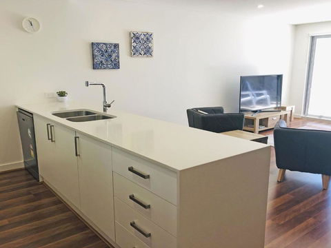 Avra Seabreeze 503 / 4 8 Bullecourt Street - Accommodation Bookings 6