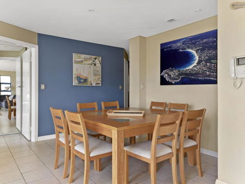 Aqua Shores Award Winning Apartment - Accommodation Bookings 4