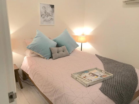 Smugglers Resort Style Apartments No 9 - Accommodation Bookings 3