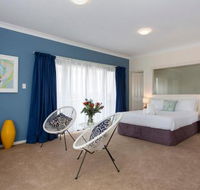 Bella Vista Townhouse with Views - Accommodation Bookings