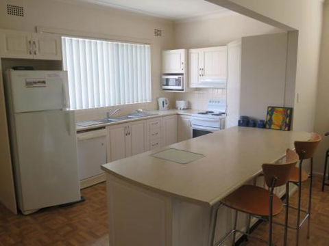 Cabenay 3 VIEWS ACROSS THE PARK - Accommodation Bookings 4