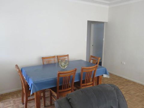 Cabenay 3 VIEWS ACROSS THE PARK - Accommodation Bookings 2